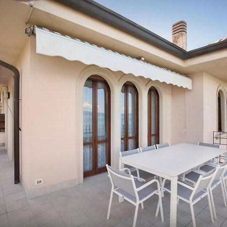 Apartment Frader Otto With Lake View Тори дел Бенако Екстериор снимка